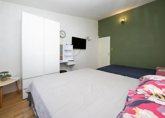 Amazing In With House Sea View Podaca